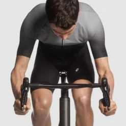 JERSEYS Assos Mille GT Shifter Short Sleeve Cycling Jersey