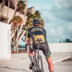 Mack Cycle & Fitness Mack Cycle Men's Parrot Cycling Jersey