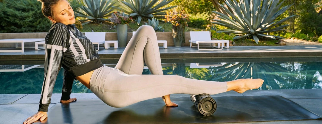 ELECTRONICS TheraGun G4 Wave Roller