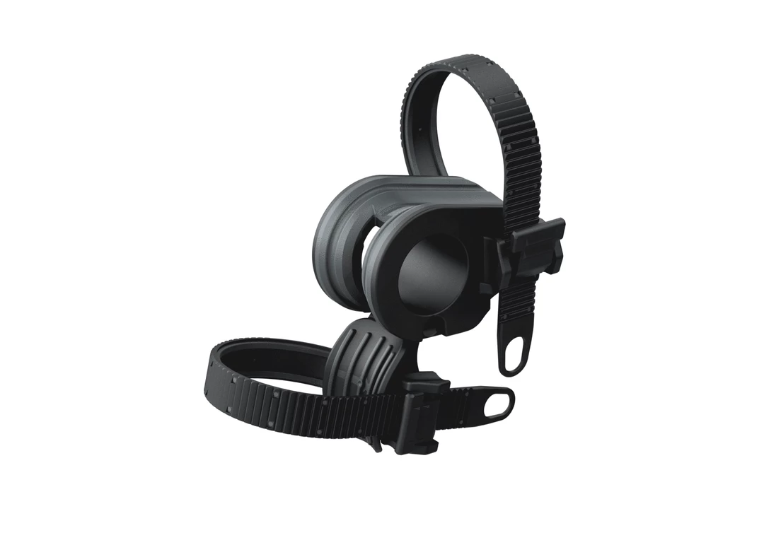 RACKS, CASES & STANDS Thule Apex XT 4 Bike Rack - 9025XT